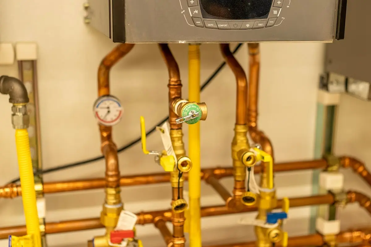 Licensed technician providing Emergency Plumbing for a homeowner in North Sewickley